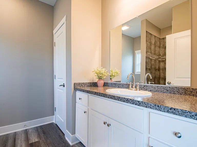 67 Percy Dr #1 — Photo 22