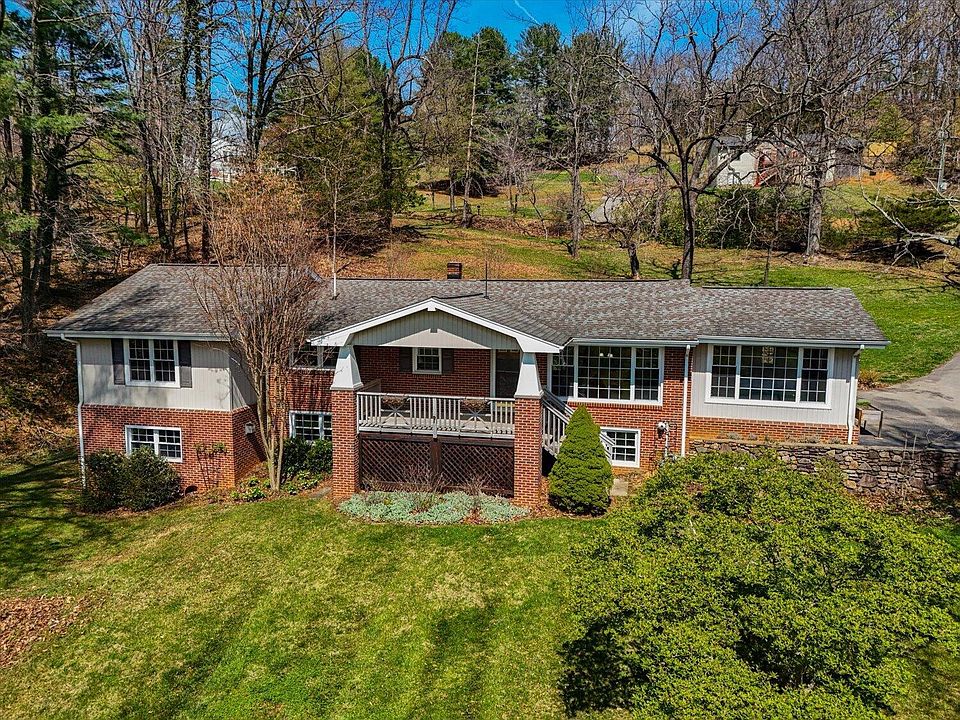 1st image of 6141 Poage Valley Rd