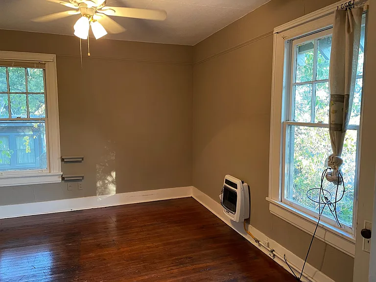 1425 Kavanaugh Blvd #8 — Photo 4