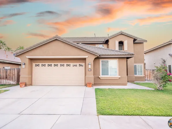 139 Countryside Dr, El Centro, CA 92243