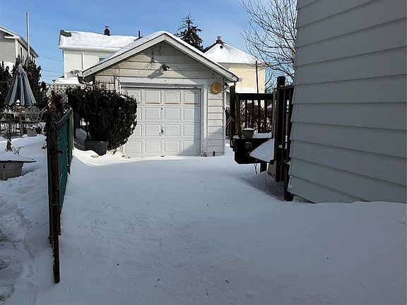 2nd image of 479 Columbia Ave