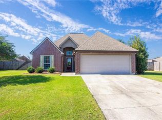 42365 Pebblestone Ave, Prairieville, LA 70769