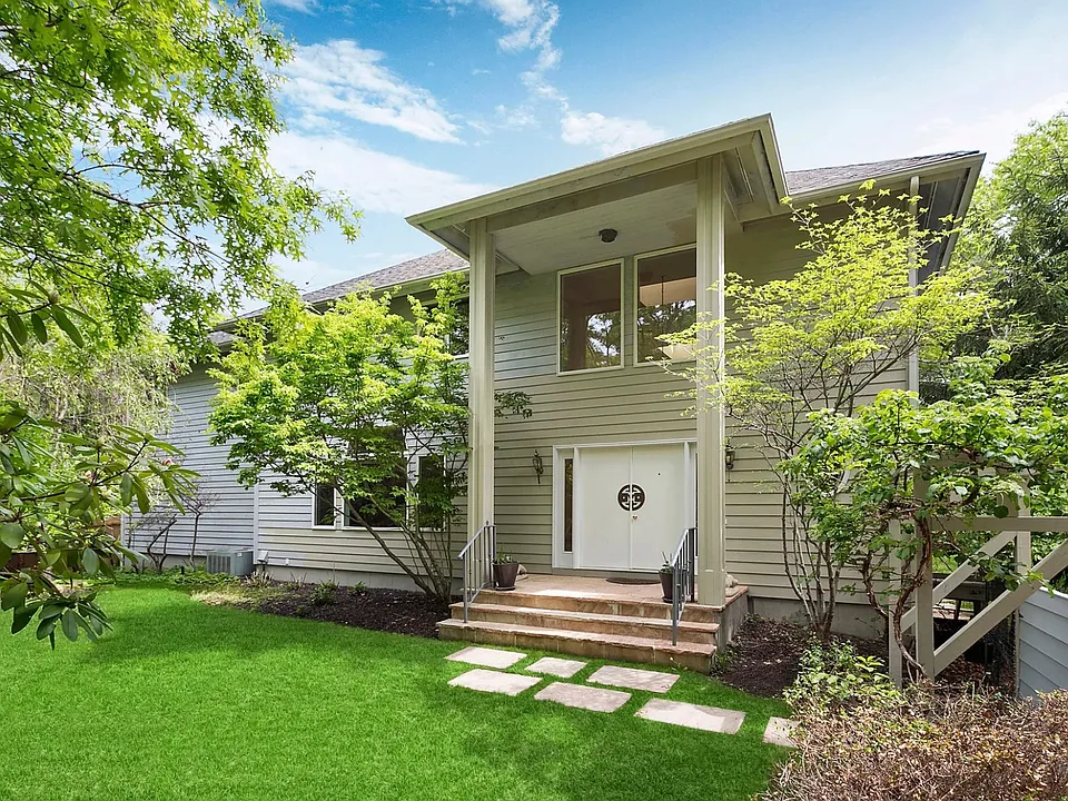5 Bull Path Close