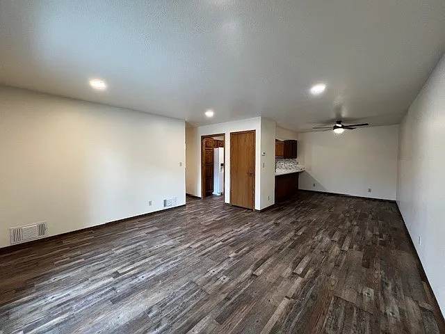 3951 Fairway Hills Dr — Photo 4
