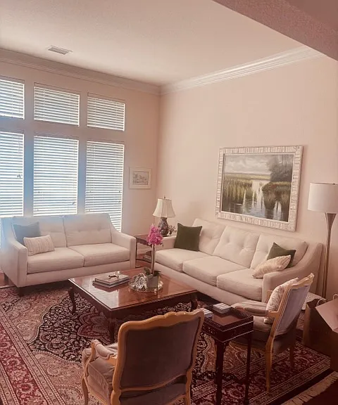 7531 Larchmont Dr — Photo 1