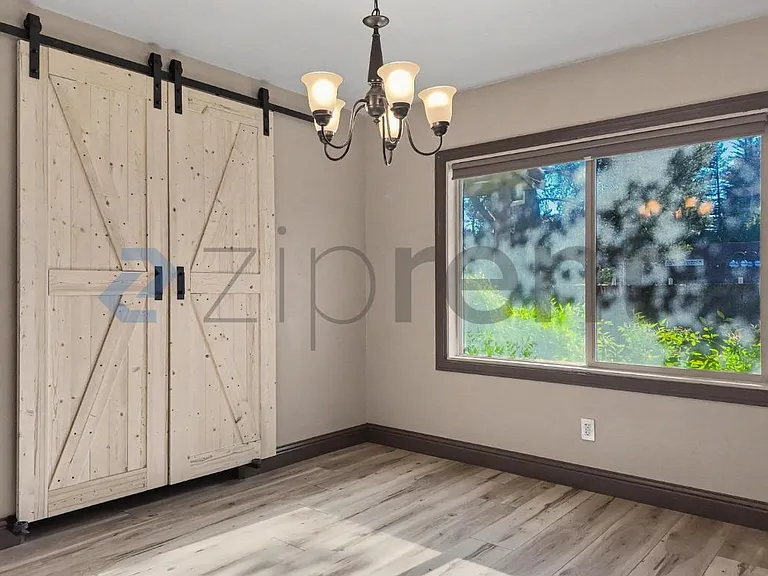 860 Watt Ave #MAIN HOUSE — Photo 28