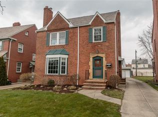 3825 Faversham Rd, University Heights, OH 44118