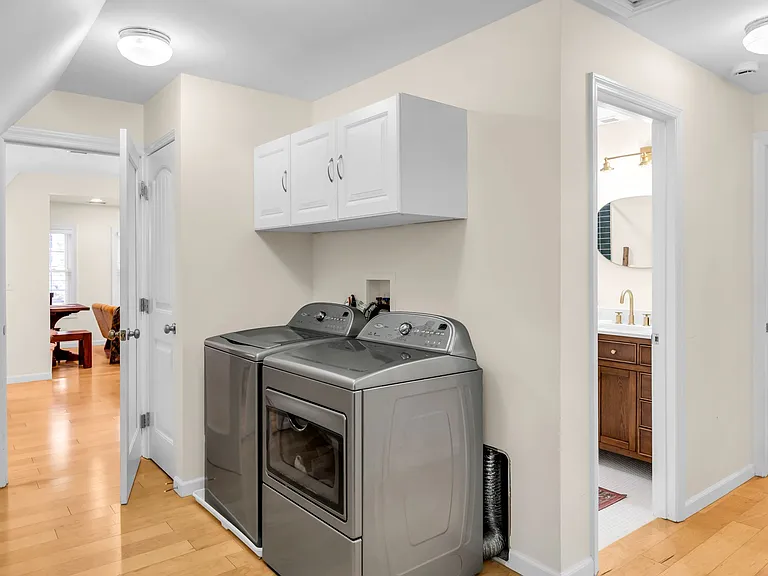 929 Fatherland St #B — Photo 17