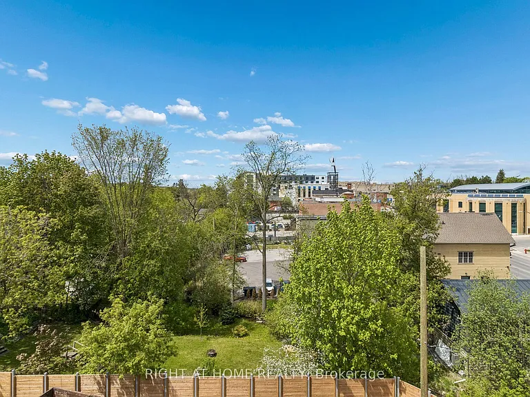 15100 Yonge St #206 — Photo 47