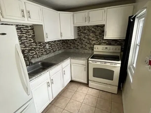 (undisclosed Address), Reading, PA 19604