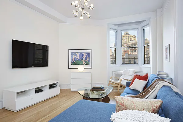 Rented by Brown Harris Stevens | media 2