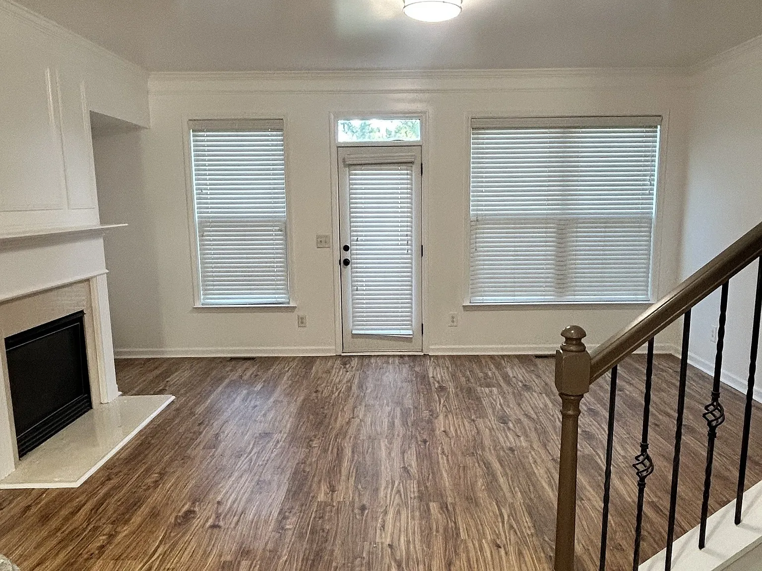 3 bed, 2.5 bath, 1936 sqft, $2,750 — Photo 4