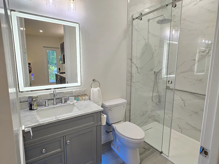 2500 Sunset Ln #1 — Photo 7