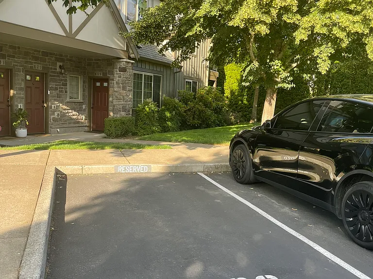 819 NW Wheelock Pl #819 — Photo 46