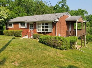 25 Empson Dr, Washington, PA 15301