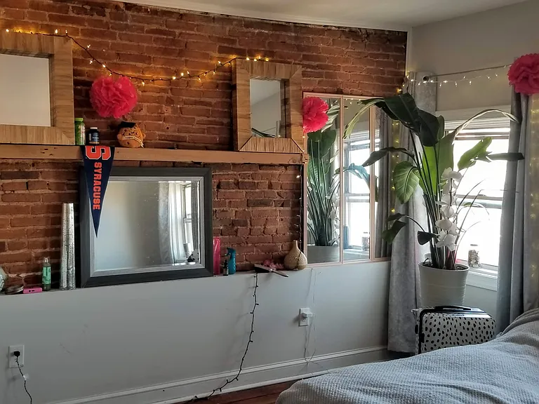 1216 Bolton St #3B — Photo 2