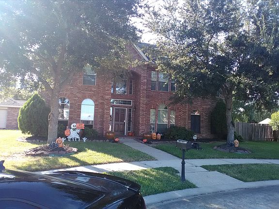 5th image of 402 Willow Pointe Dr