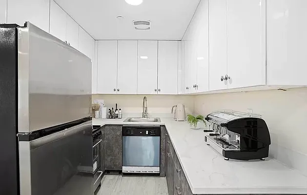 Rented by Skyhigh Realty NYC LLC | media 3