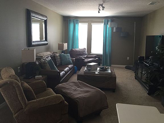 3rd image of 4051 Brookshire Cir