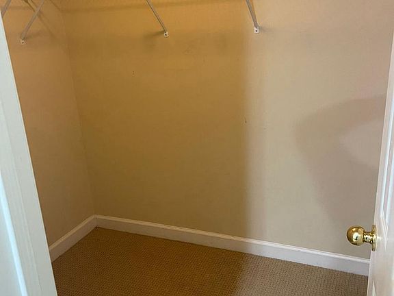 4th image of 100 Davidson St