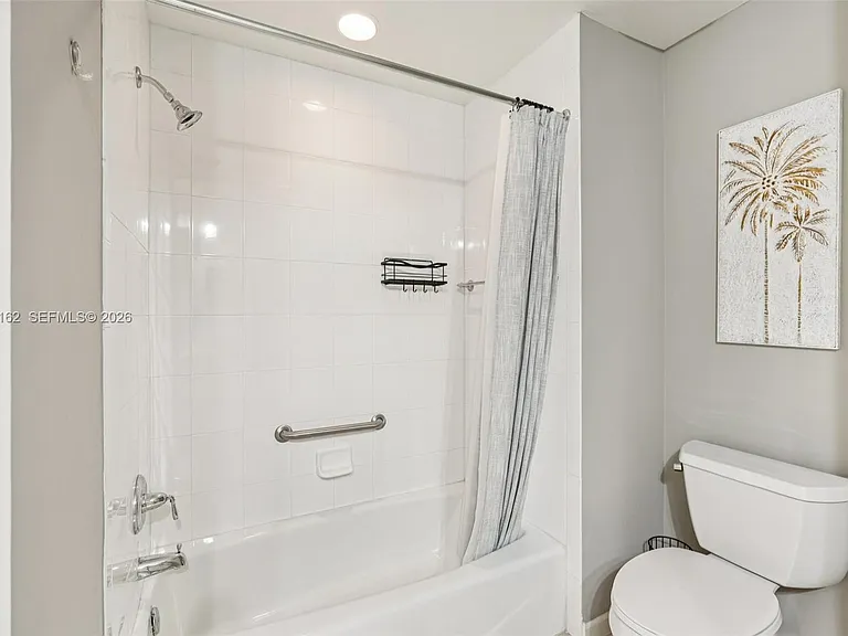5781 Cape Harbour Dr #903 — Photo 16