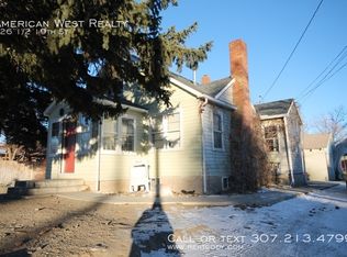 926 1/2 19th St, Cody, WY 82414