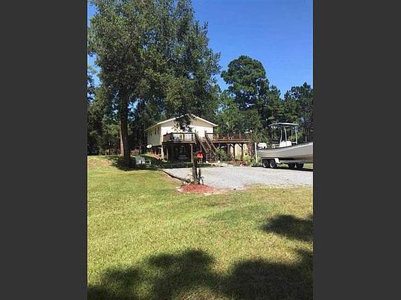 3rd image of 18 Dalton Ln