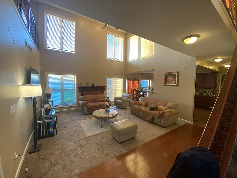 7337 Clover Park Way — Photo 4