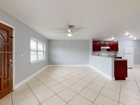 2nd image of 4878 Pimlico Ct