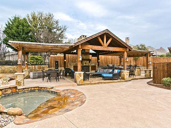 2nd image of 1708 Singletree Ct