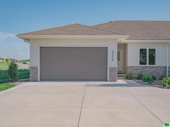5219 Lynx Ct, Sioux City, IA 51106