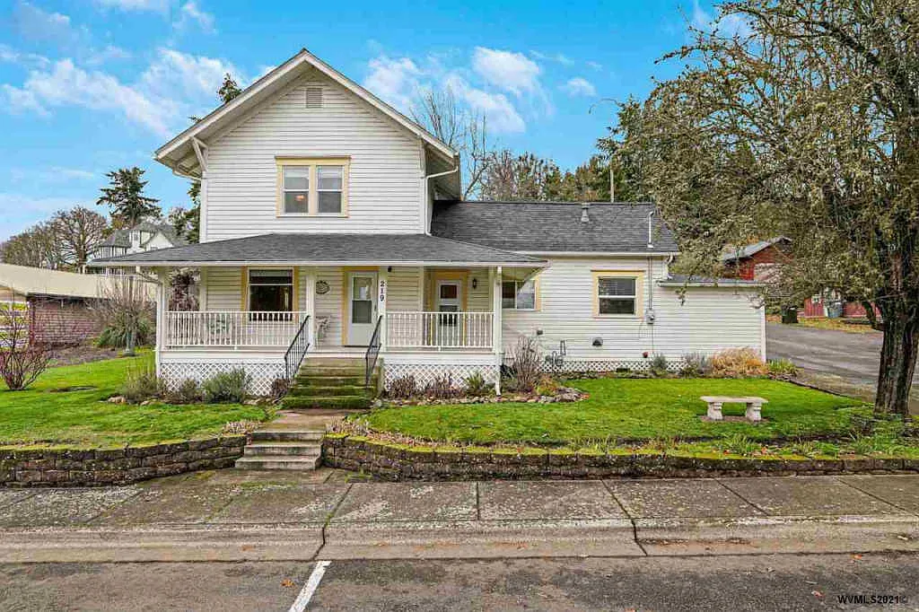 219 Stanard Ave photo 1