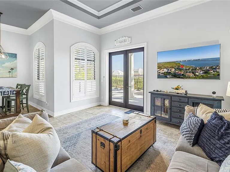 4133 Causeway Vista Dr — Photo 22