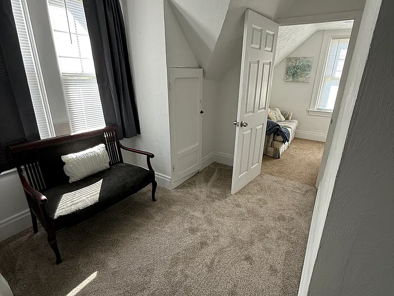 635 Roseland Ave — Photo 22