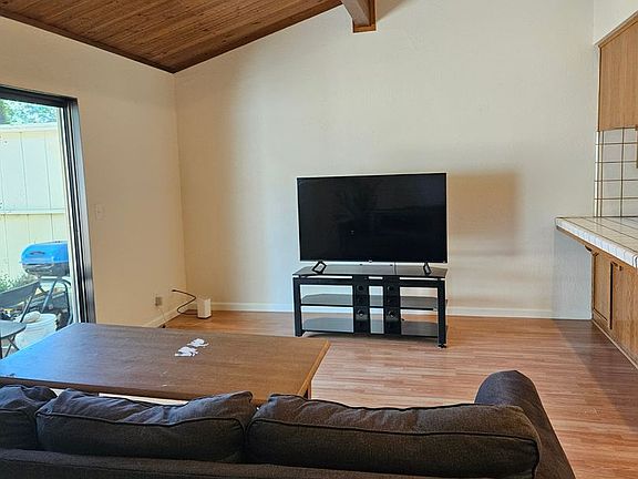 5th image of 11434 Columbia Village Dr