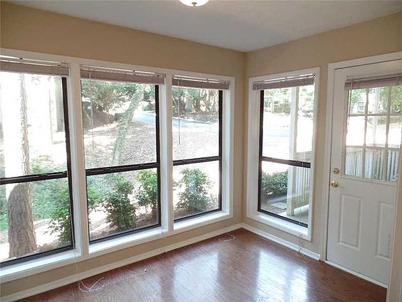 3rd image of 1129 Summit North Dr NE #1129