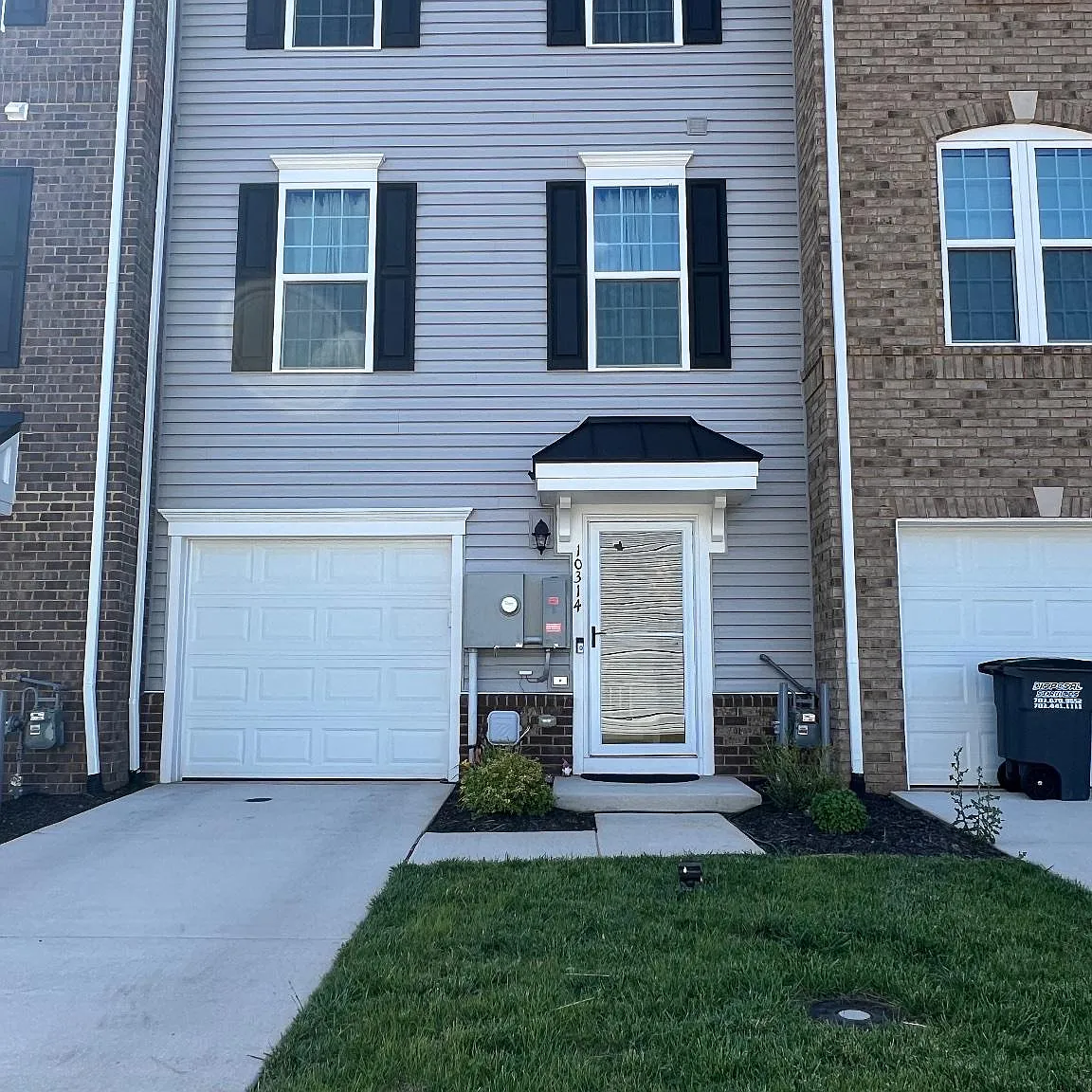 4 bed, 3.5 bath, 1440 sqft, $3,200 — Photo 1