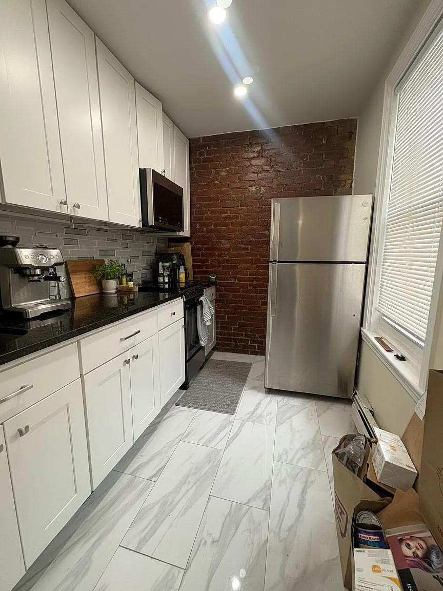 1 bed, 1.0 bath, $2,800 — Photo 1
