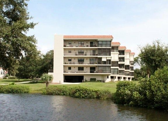 3rd image of 504 S Florida Ave APT 213