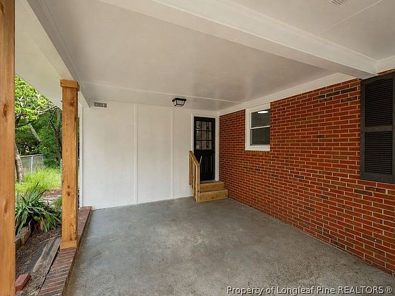 2nd image of 4816 Redwood Dr