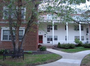 15875 Van Aken Blvd APT 301, Shaker Heights, OH 44120