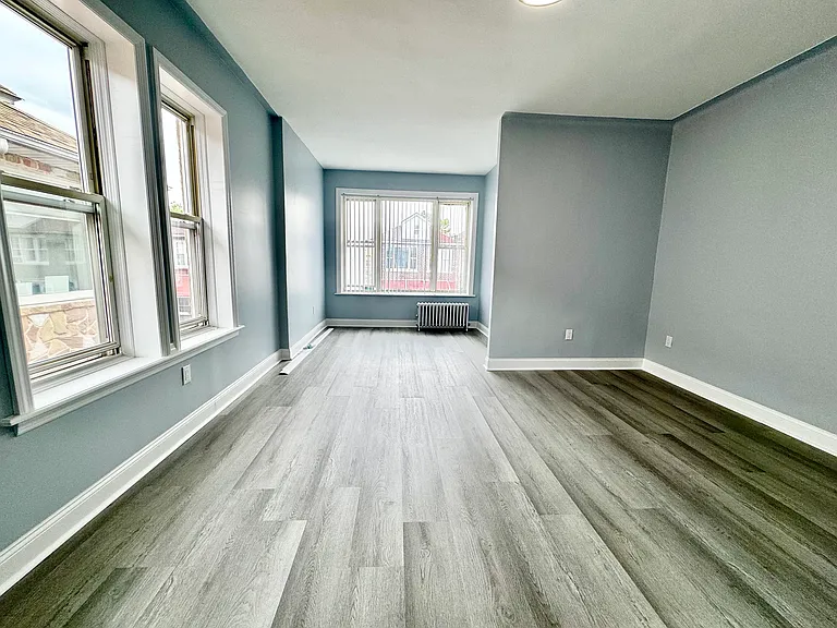 149 E 92nd St #2A — Photo 1