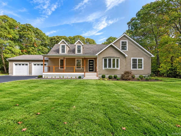 42 Homestead Avenue, Westhampton Beach, NY 11978