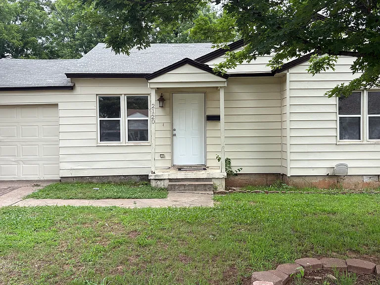 2120 June Ln — Photo 1
