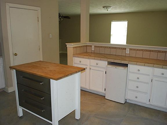 5th image of 17135 Yeoman Way