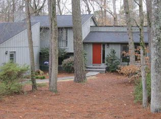 9500 Hillside Dr, Roswell, GA 30076