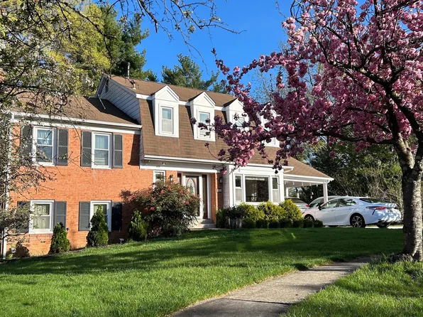 15 Clemson Ct, Rockville, MD 20850