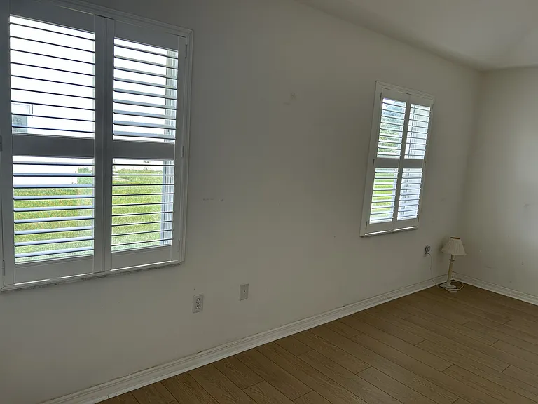 2 Lamar Ln — Photo 4