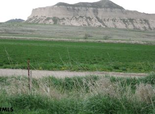 CR W, Minatare, NE 69356