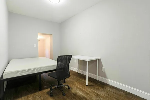 Rented by ERNY LLC | media 2